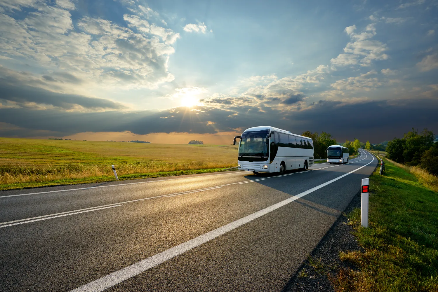 Wynajem autokarów ile za kilometr?