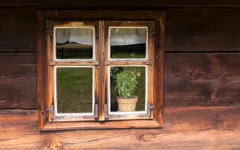 Jak przerobić stare okna drewniane?